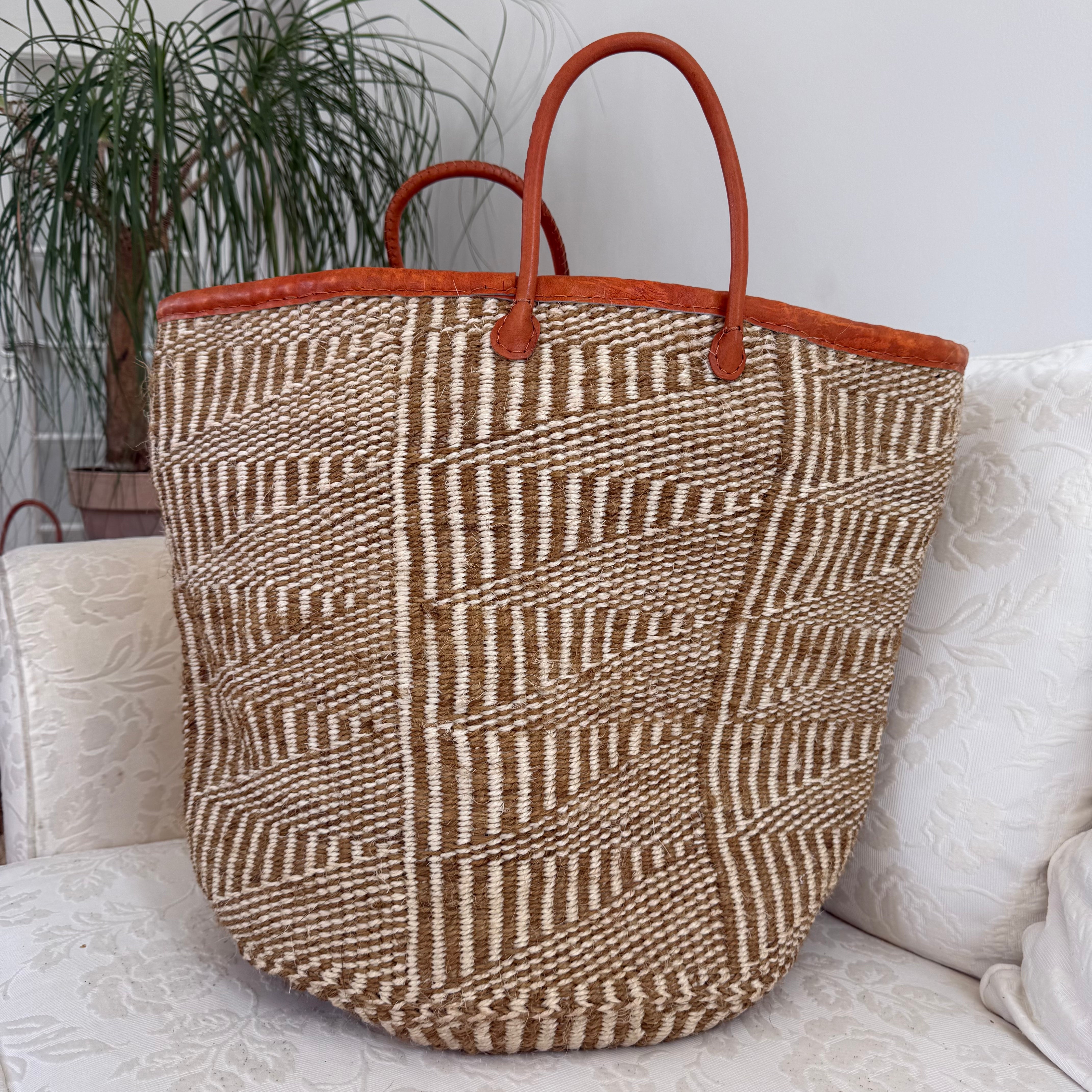 Basket No. 7 - Flag