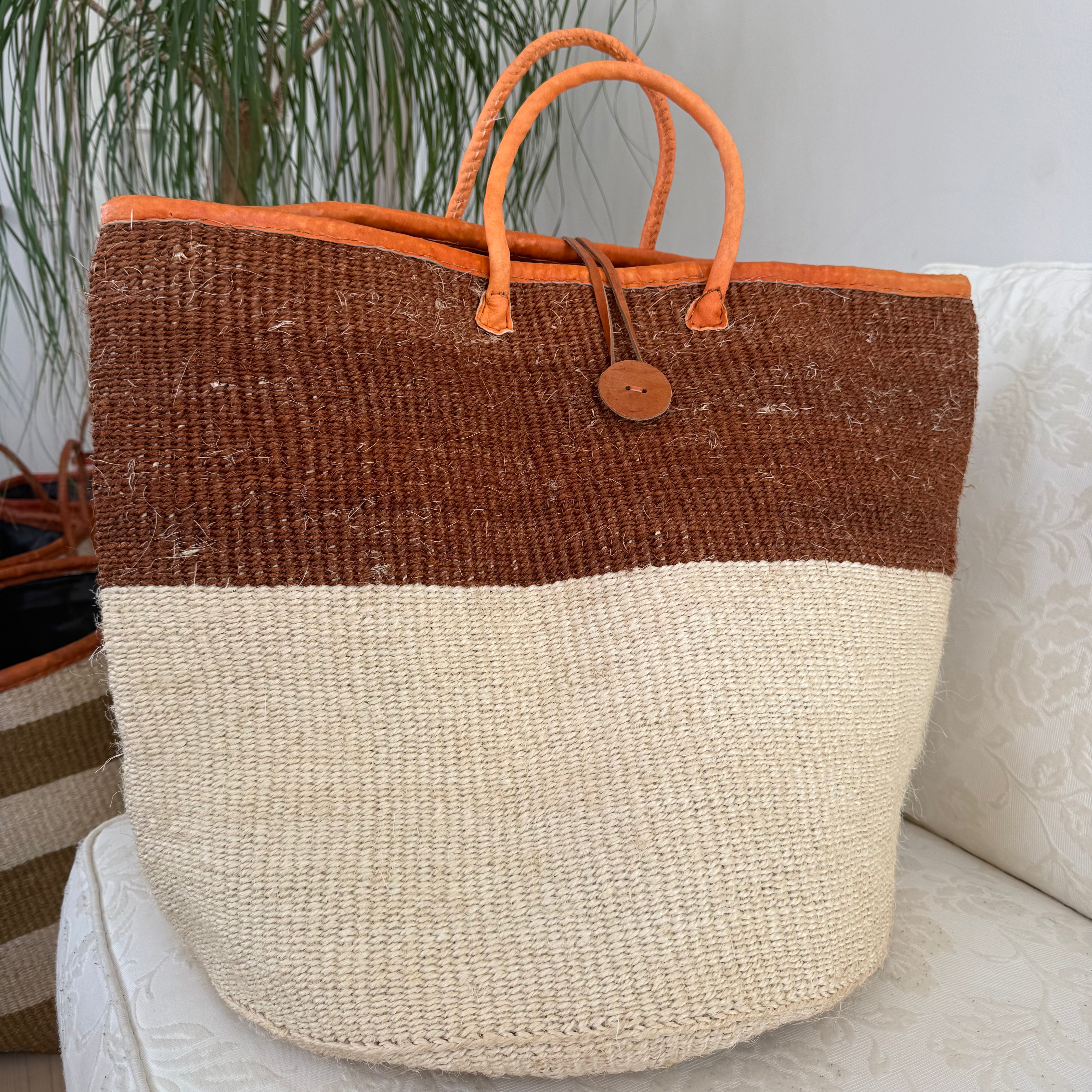 Basket No. 7 - Dark brown