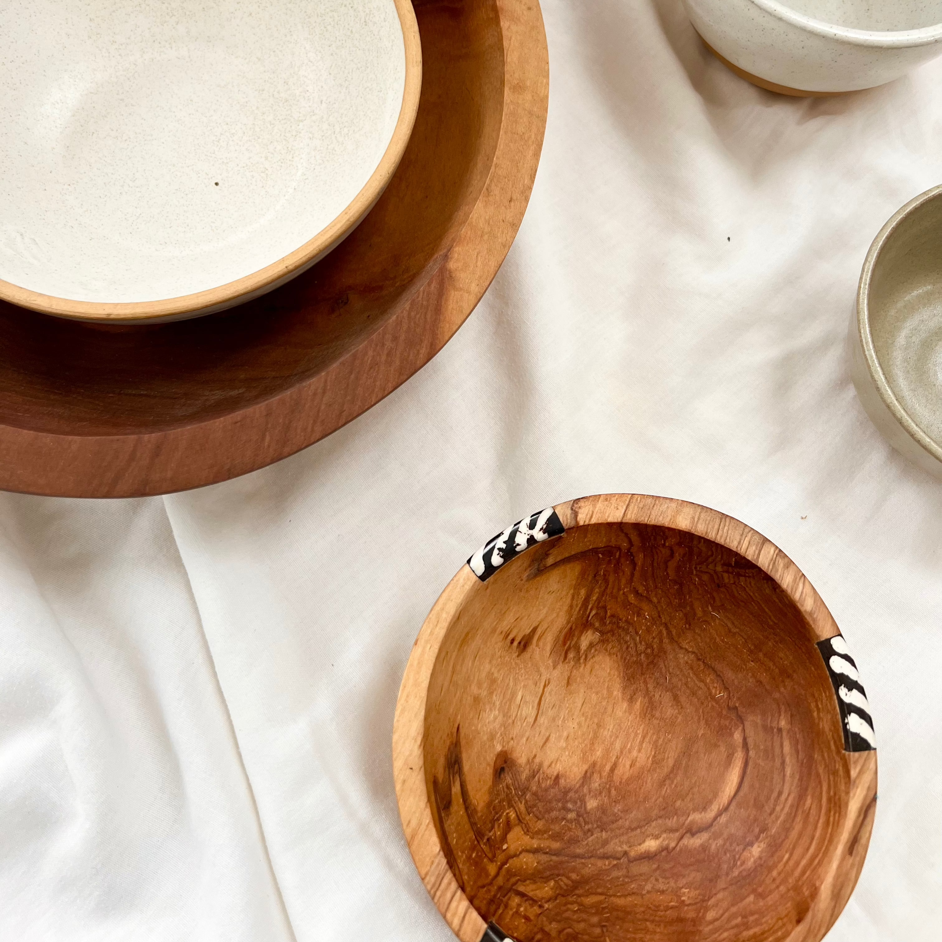 Wood bowl no. 2 - Dark